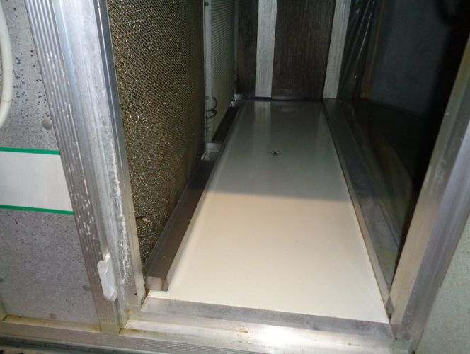 Gereinigte Station einer Großküche durch RWS