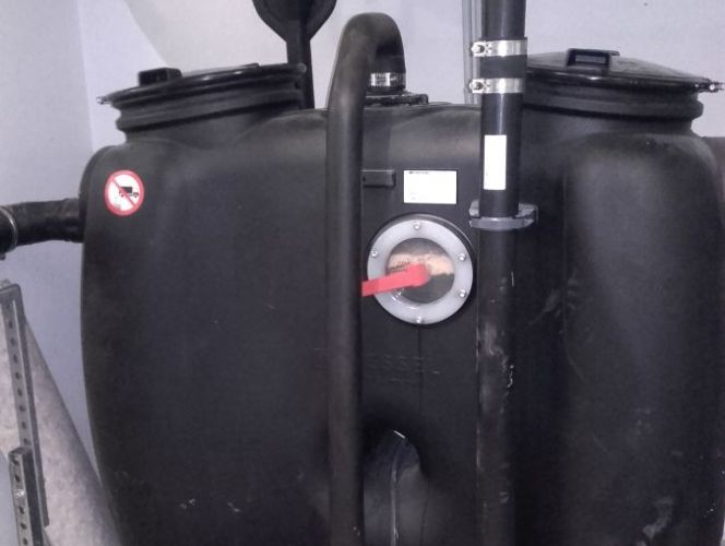 Innenverbauter Fettabscheider installiert von RWS