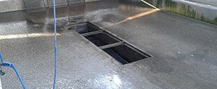Schacht in einer Waschstraße nach der Reinigung von RWS